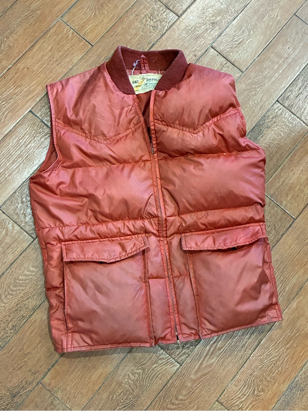 Ski Daddle by Pack-In burnt orange puffer vest Size Large